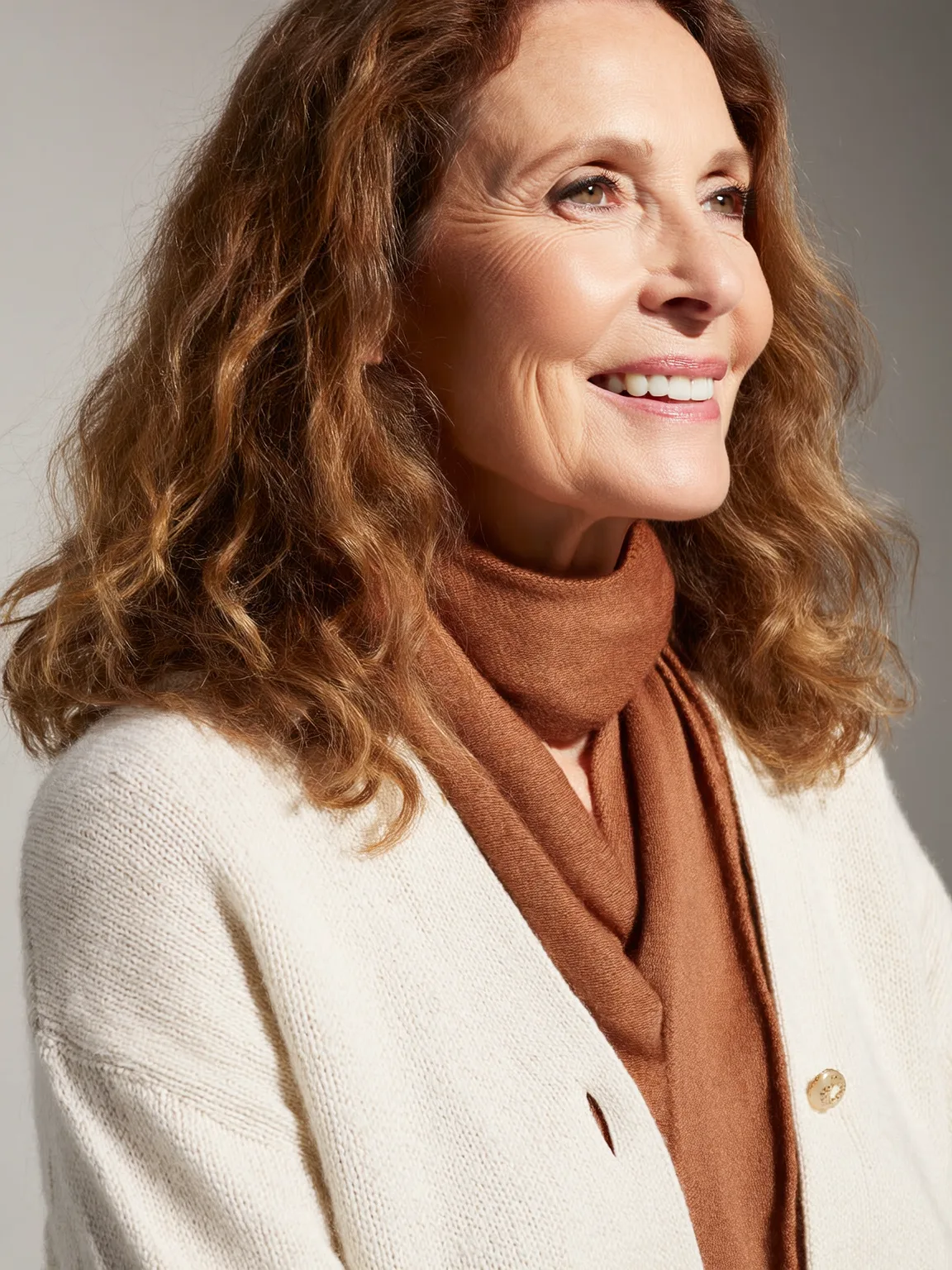 Medium Natural Waves with Warm Chestnut Tones